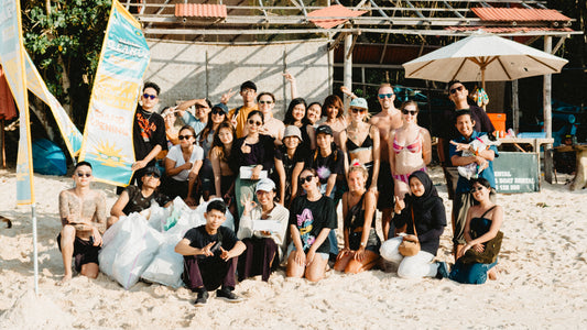 Sunset Eyewear's Beach Clean-Up Charity Event: Keeping The Local Beach of Uluwatu Clean